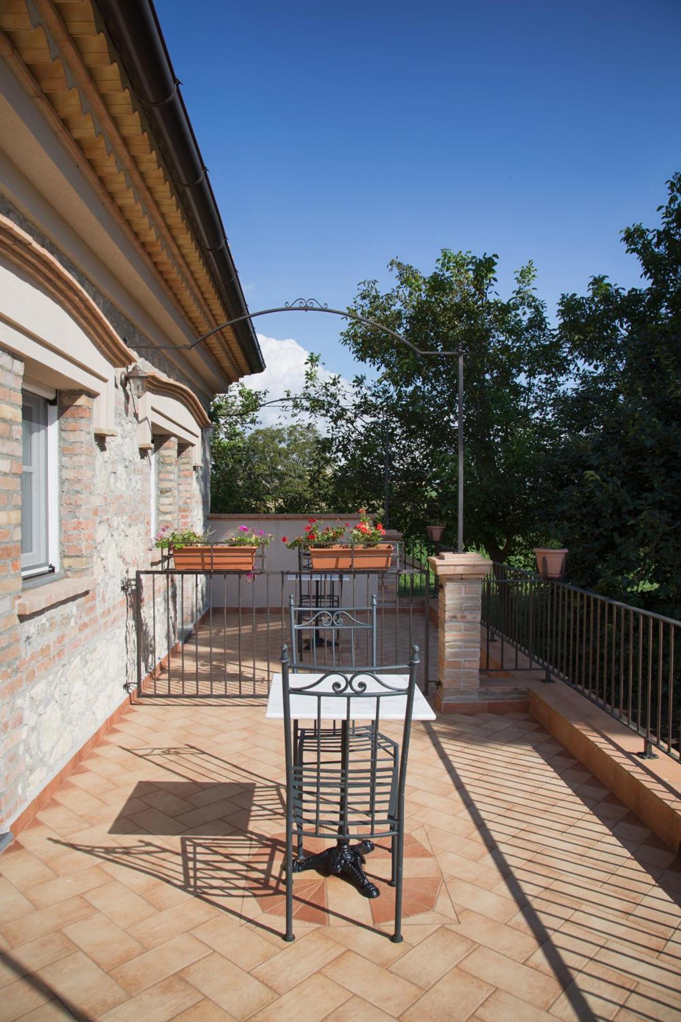 Le PioppeDon Carlo Agriturismo Di Charme Bio别墅 外观 照片